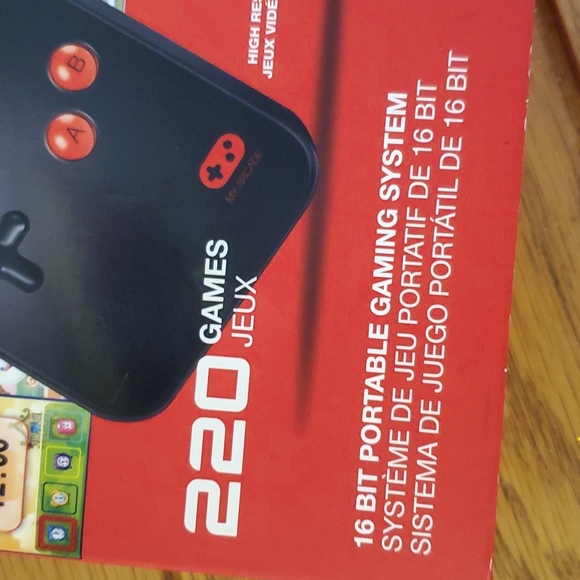 NWT MY ARCADE Go Gamer Portable 16 Bit 220 Video Game - Picture 5 of 10
